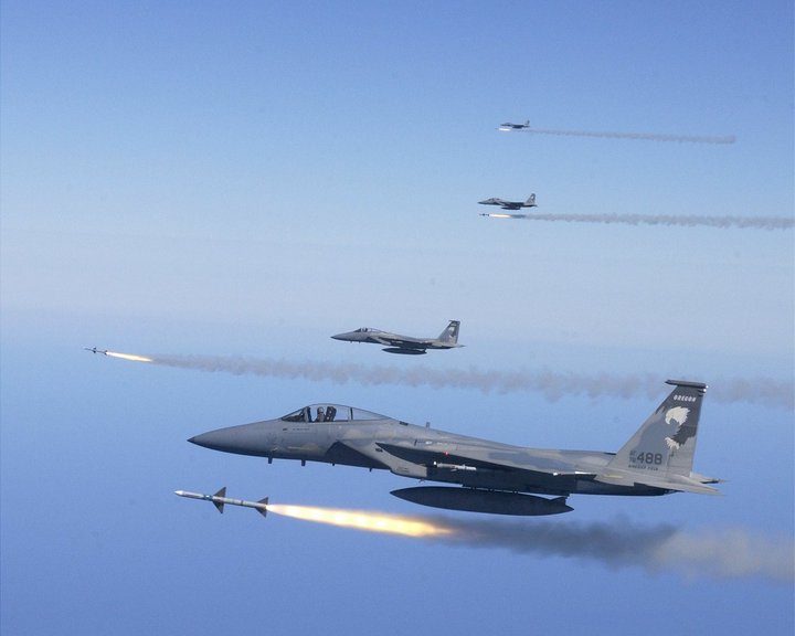 [Image: f-15-firing-missiles.jpg]
