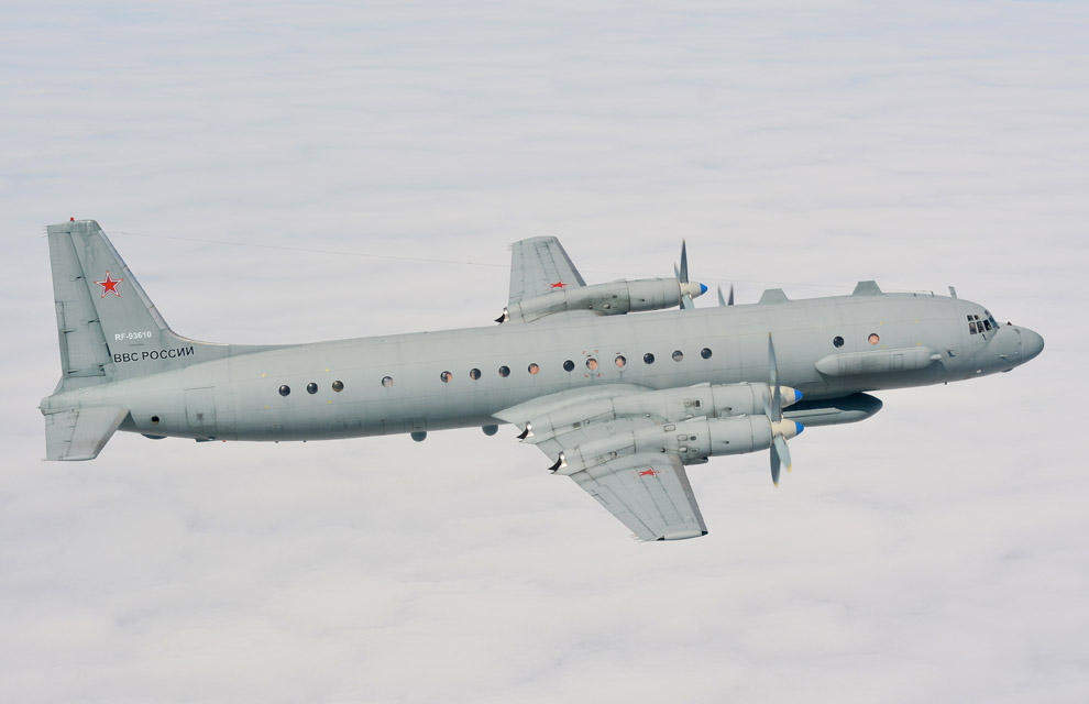 [Imagen: Il-20-from-Mirage.jpg]