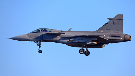 Gripen deploying to Iceland