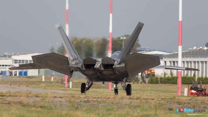 F-22s in Poland_06