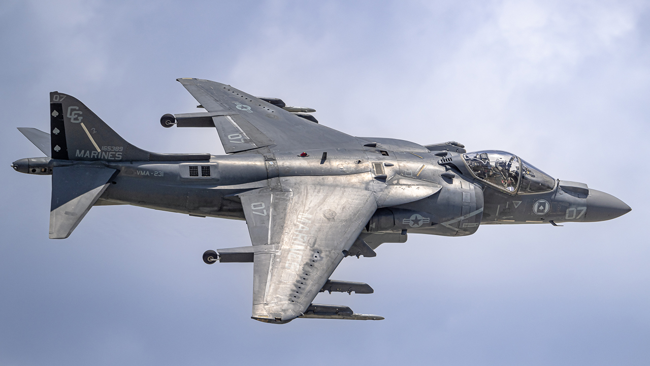 End Of An Era: MCAS Cherry Point Hosts Final USMC AV-8B Harrier II Demo