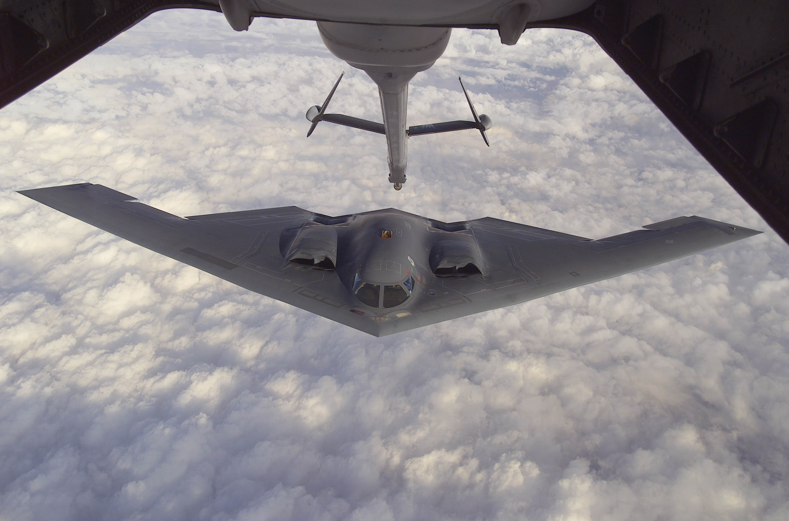 B-2 stealth bomber to get 2 billion dollar upgrades. Including a new ...