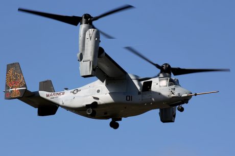 Stunning images of U.S. Marines free-fall parachute ops from Black Hawk ...