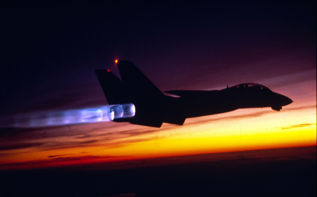 Top Gun Days: a book reveals how the best F-14 Tomcat air-to-air scenes ...