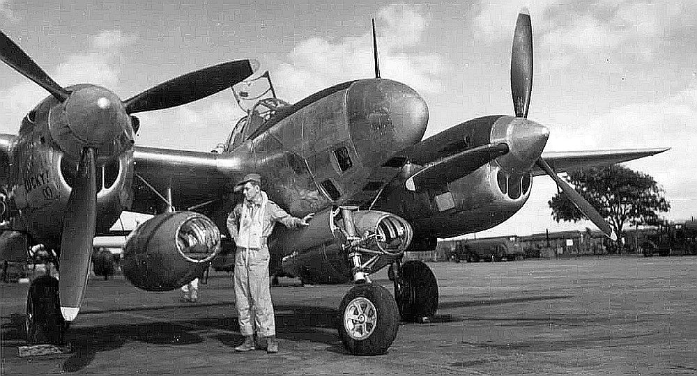Photo] Man-carrying pod used on . P-38 Lightning during WWII - The  Aviationist