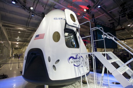 Inside Look at SpaceX Dragon V2, the first private spaceship to take ...