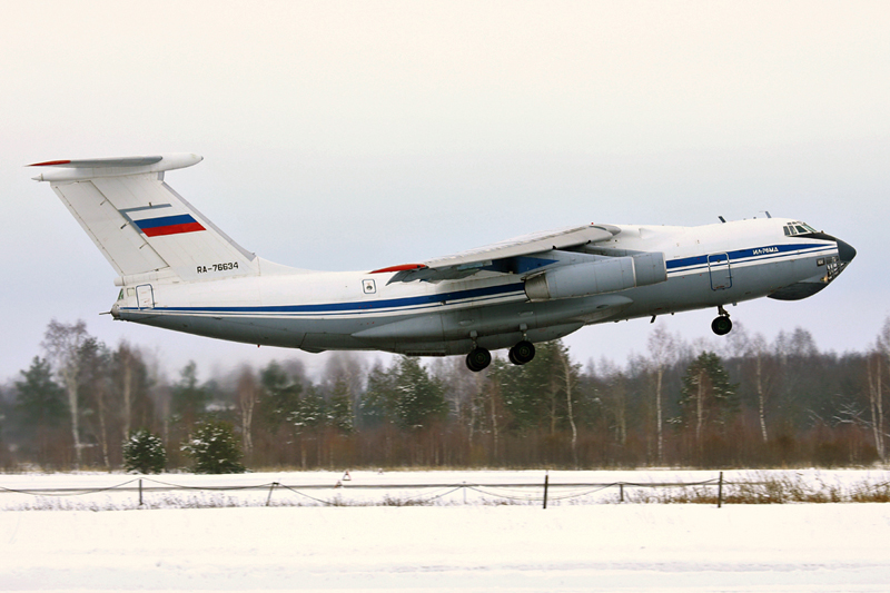 الدعم الجوي القريب في بيئات العمل المتطورة Il-76-takeoff