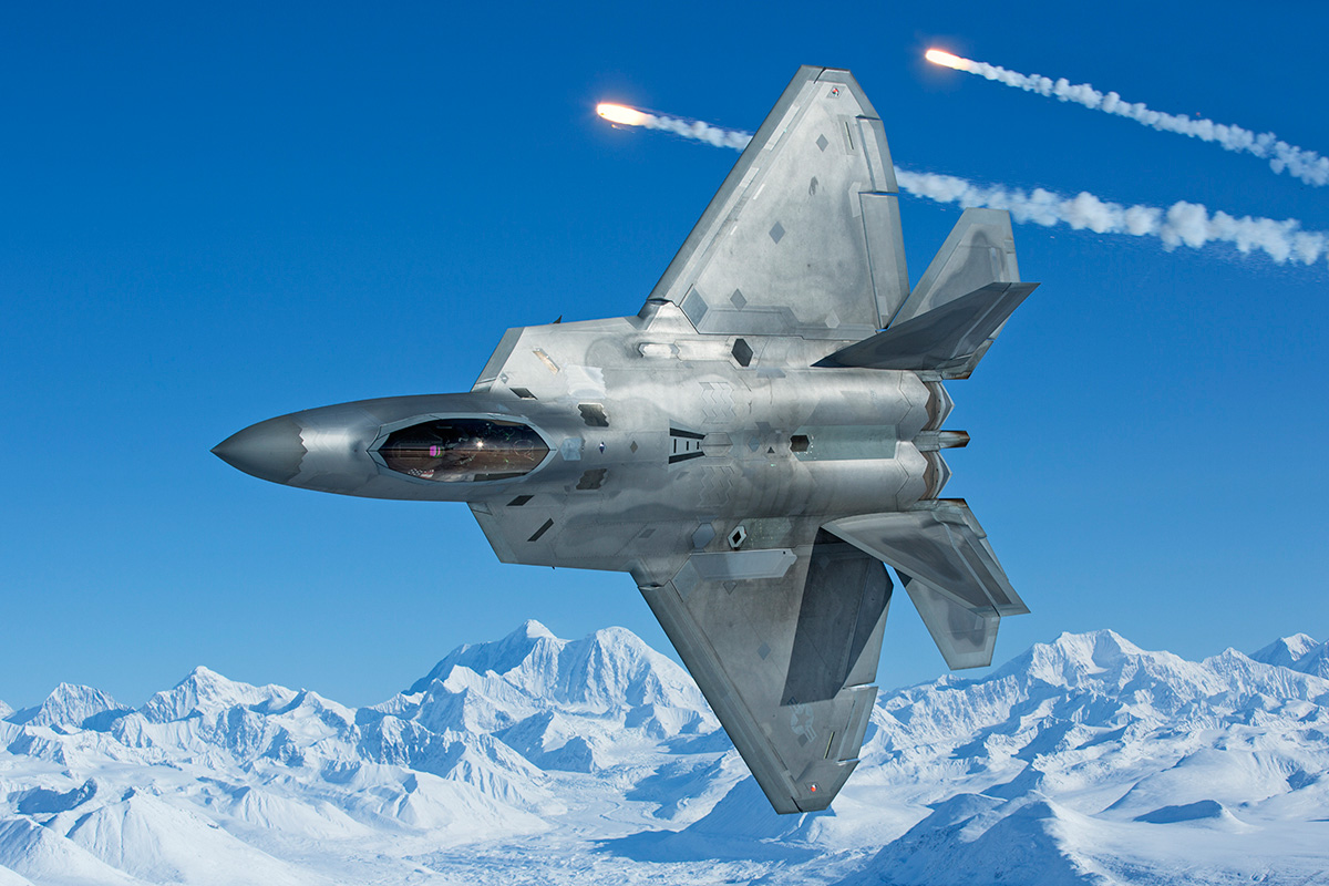 The Aviationist » These are probably the best F-22 Raptor air-to-air ...