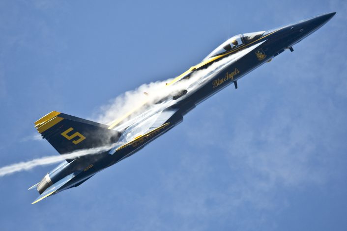 Awesome photo shows Blue Angels #5 pulling high gs during demo display ...