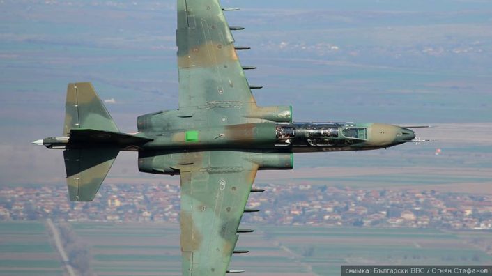 Bulgarian Air Force Su-25 and US A-10 train together 3