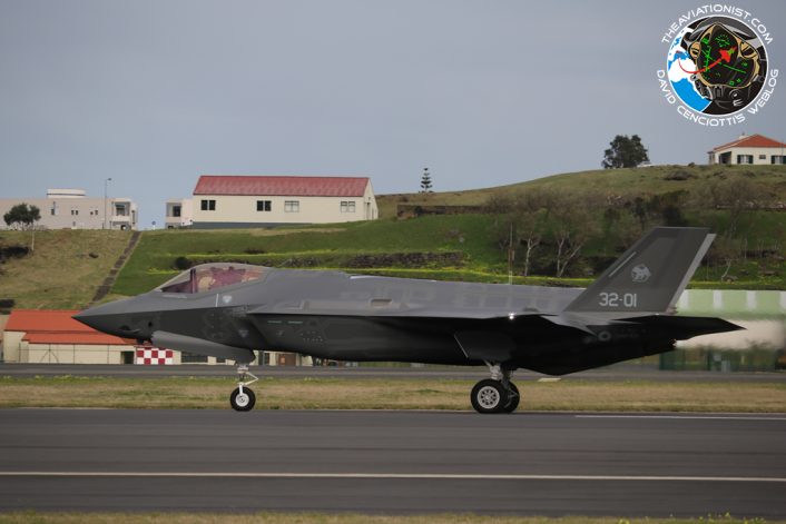 F-35 left side