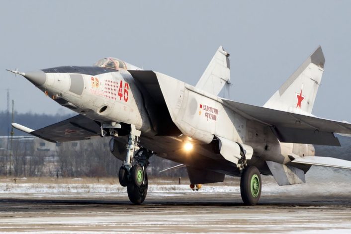 MiG-25 front left