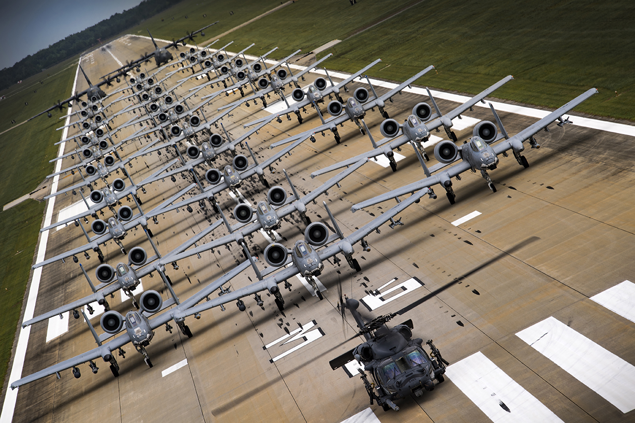 30 A-10 Thunderbolt II Jets Take Part In Elephant Walk Exercise At Moody  AFB - The Aviationist