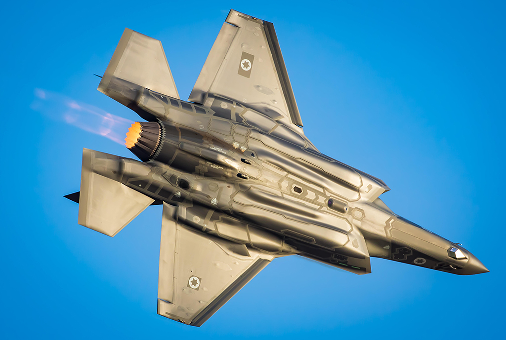F-35-Israeli-Air-Force-flying.jpg