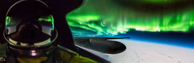 u 2 pilot takes fantastic photos of the aurora borealis u 2 pilot takes fantastic photos of the aurora borealis