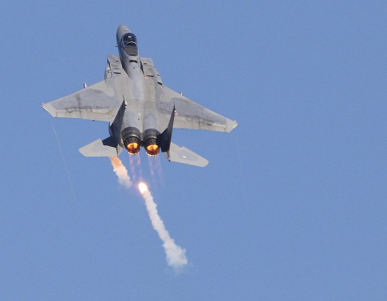 California Air National Guard F-15 Eagle Boarding Ladder Deployed in ...