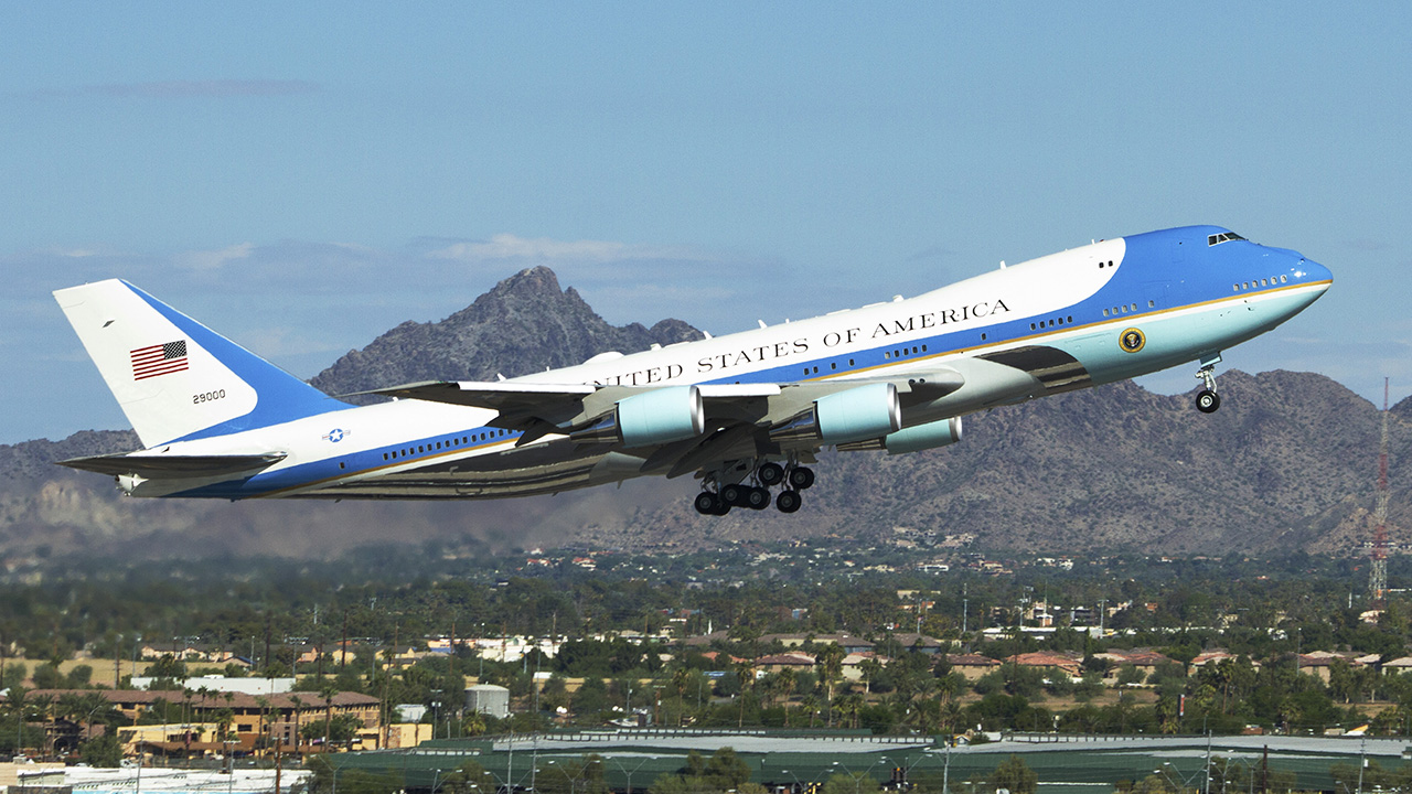 Air-Force-One-Phoenix-1.jpg