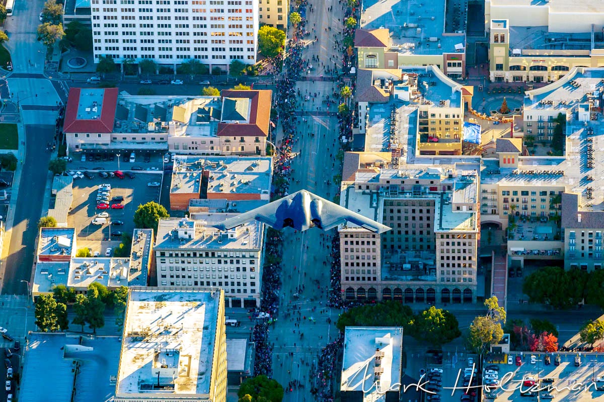 Check Out The Yearly Aerial Photo Of The B-2 Spirit Stealth Bomber ...