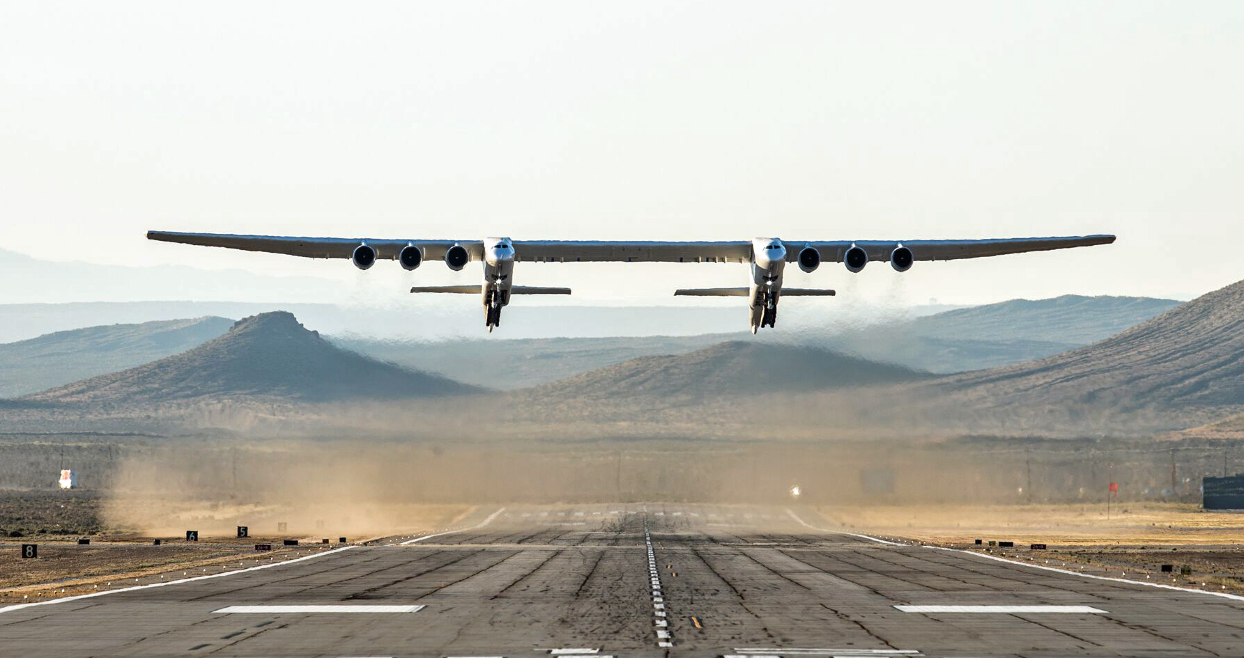 The Gigantic Stratolaunch Aircraft Just Flew For The Second Time - The ...