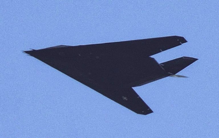 He’s Back! The Elusive F-117 Stealth Jets Makes Another Appearance over ...