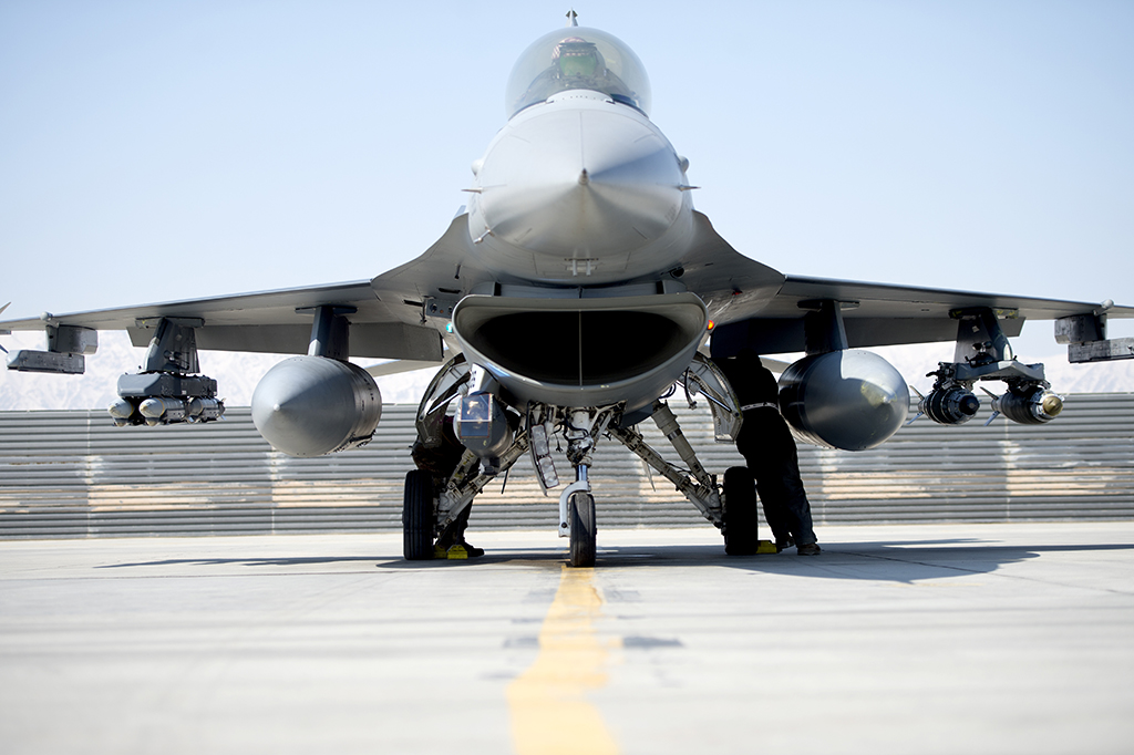F-16-in-Afghanistan-loadout-2.jpg