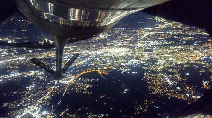 Take A Look At The Crazy Cool Shots Of A Dutch KDC-10 Tanker Refueling ...