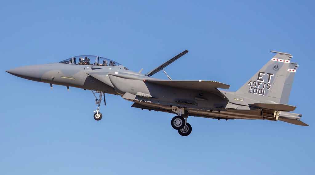 Aircraft MICRO MACHINES MILITARY F-15 EAGLE gray camo US AIR FORCE 
