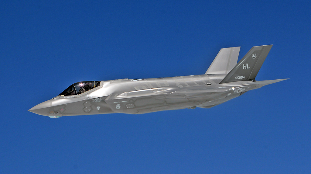 Finland Selects F-35 Fighter As Hornet Replacement Defense News ...