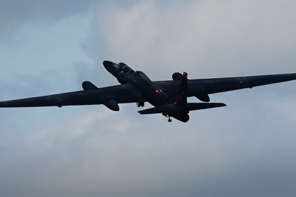 U-2 take off video