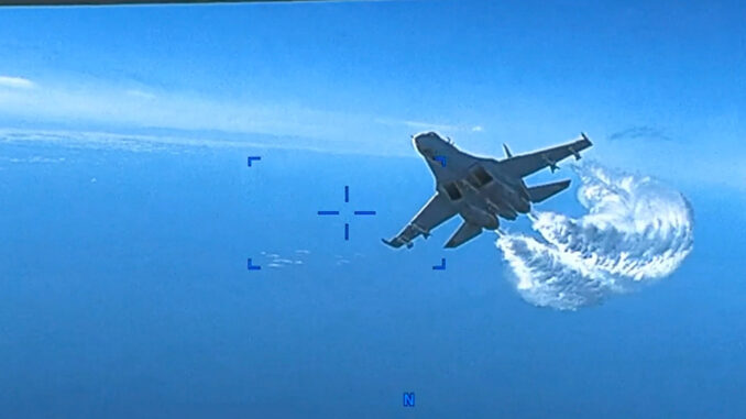 Su-27 intercept