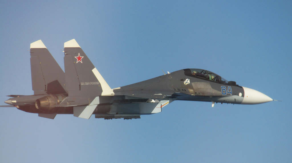 Oto jeden z dwóch rosyjskich Su-30 przechwyconych przez włoskie F-35 stacjonujące w Polsce