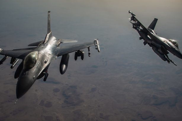 F-16s strike Syria