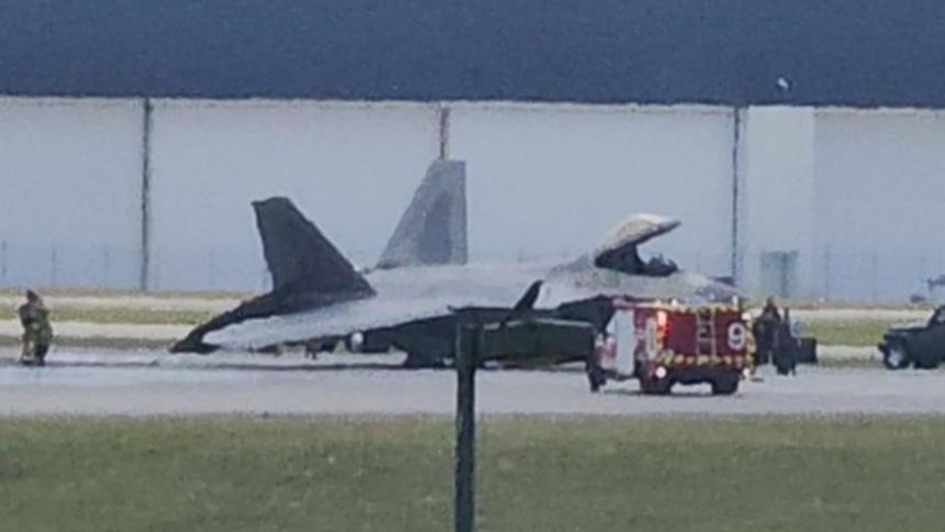 F-22 Raptor Involved In A 'Mishap' At The Savannah/Hilton Head ...