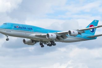 Korean Air B-747-8