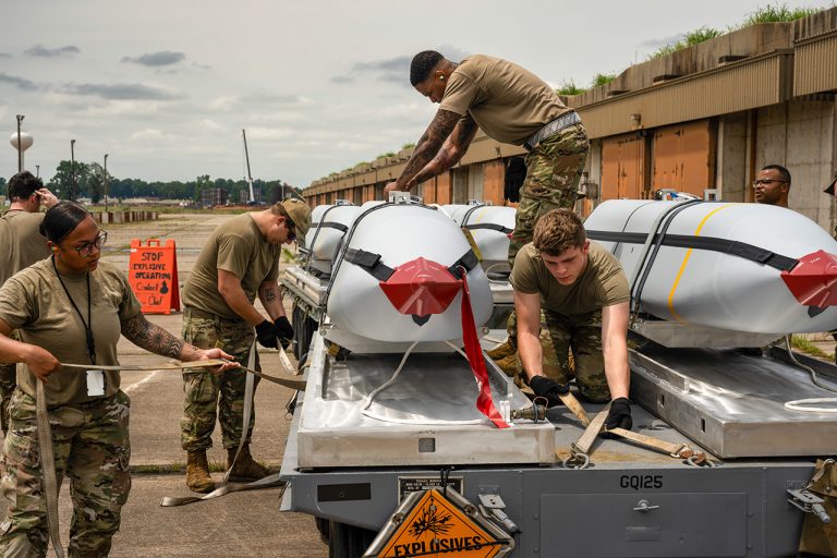 USAF Practices Loading Live AGM-158 JASSM Missiles On B-52H Bombers ...