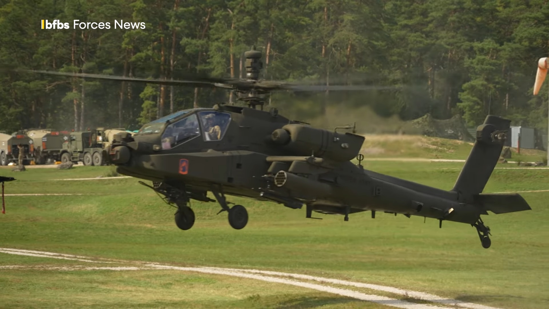 U.S. and British Army’s AH-64E Apache Helicopters Fly Together for the First Time in Exercise Saber Junction