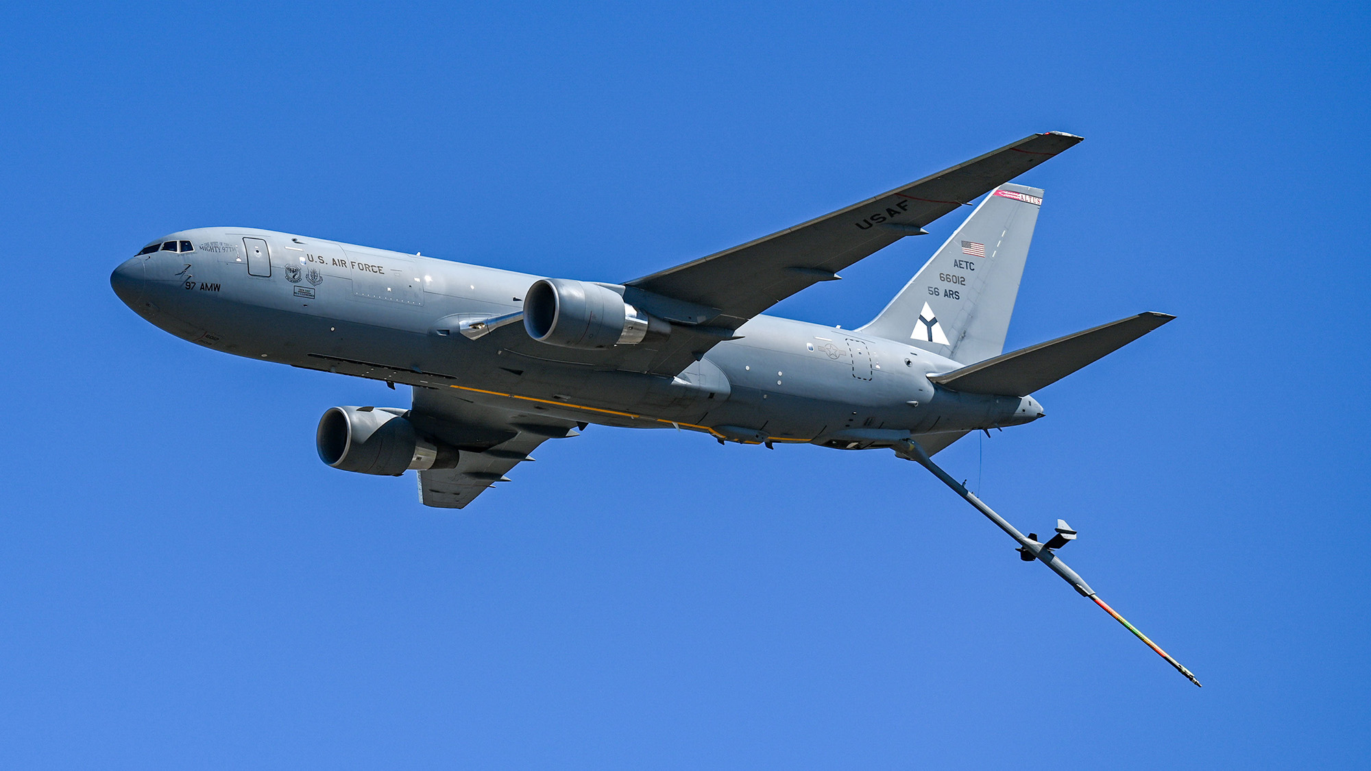 U.S. Air Force Halts Deliveries of KC-46 Tankers Following Discovery of Cracks