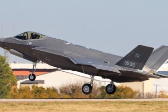 Polish F-35 first flight