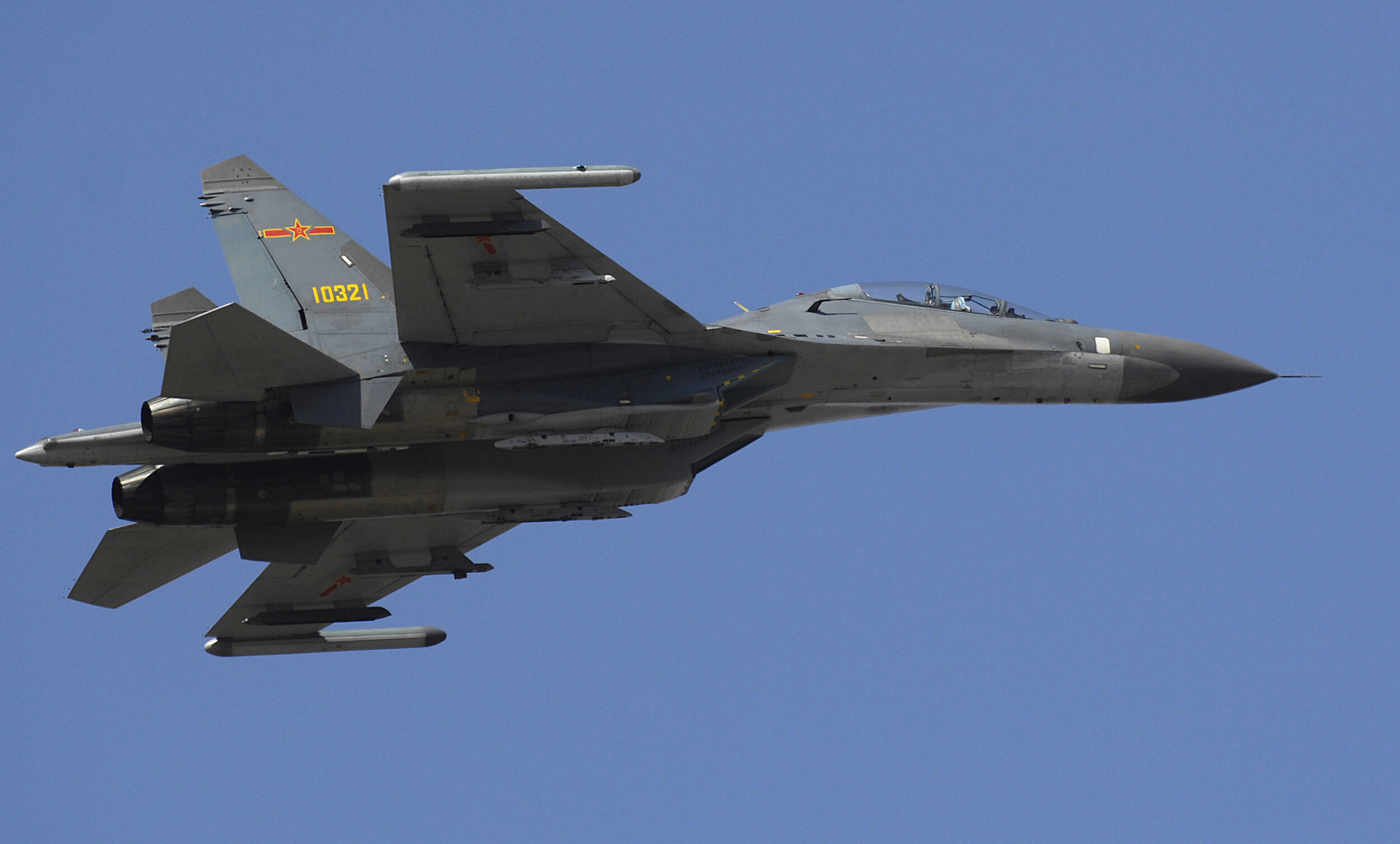 Chinese Su-27 Flanker/J-11 Yinglong fighter