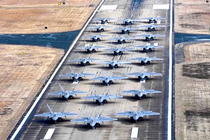 Elephant Walk F-22