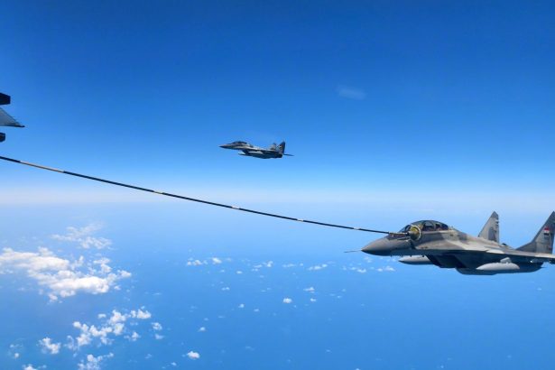 Y-20 refuels MiG-29M
