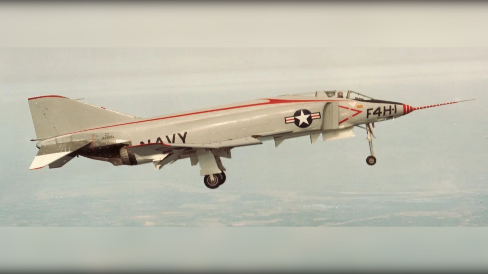 Fantastic Phantom: the Records set by the McDonnell Douglas F-4