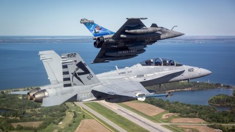 U.S. and France Working on Rafale’s Certification to Refuel F/A-18