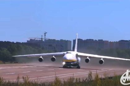 An-124 leaves Kyiv