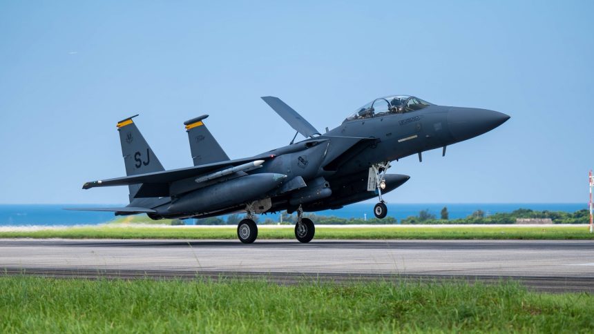 F-15E Missing Wheel Kadena