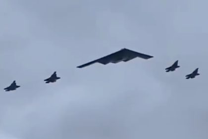 B-2 flyover Putin