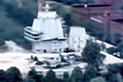 Wuhan mockup Type 004 carrier