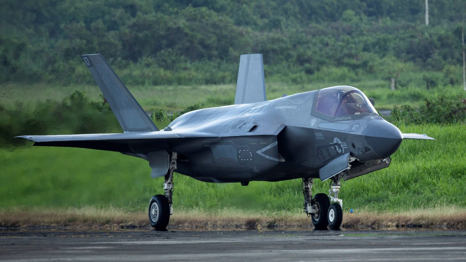 F-35Bs Touch Down in Puerto Rico as U.S. Increases Presence in the Caribbean