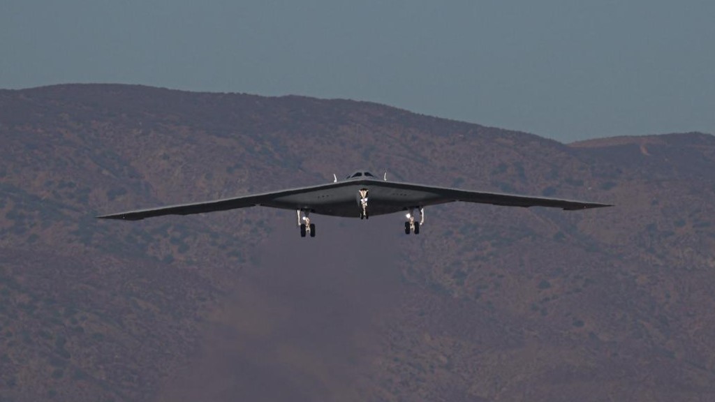 Second B-21 Raider Stealth Bomber Takes Flight - The Aviationist