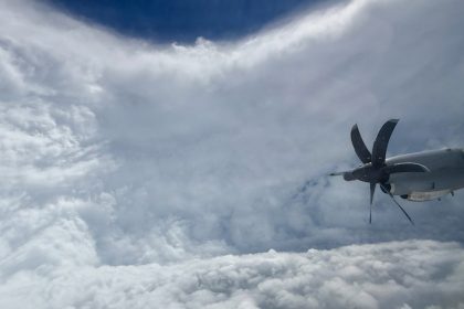 Hurricane Hunters Abort Mission
